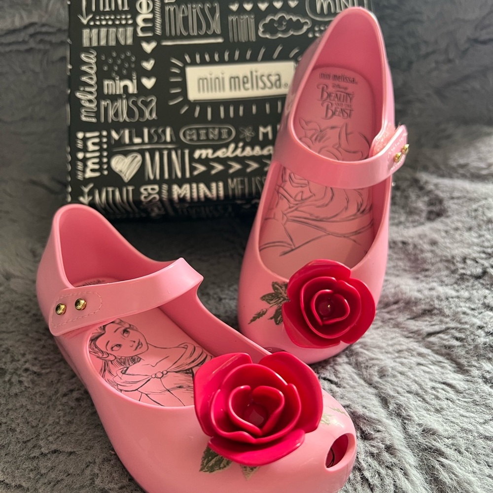 BRAND NEW Mini Melissa Kids Beauty & The Beast Shoes with Rose Detail Pink 10
